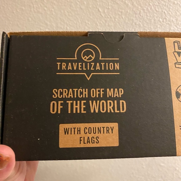 Scratch off Map of the World - NWT - Picture 2 of 7